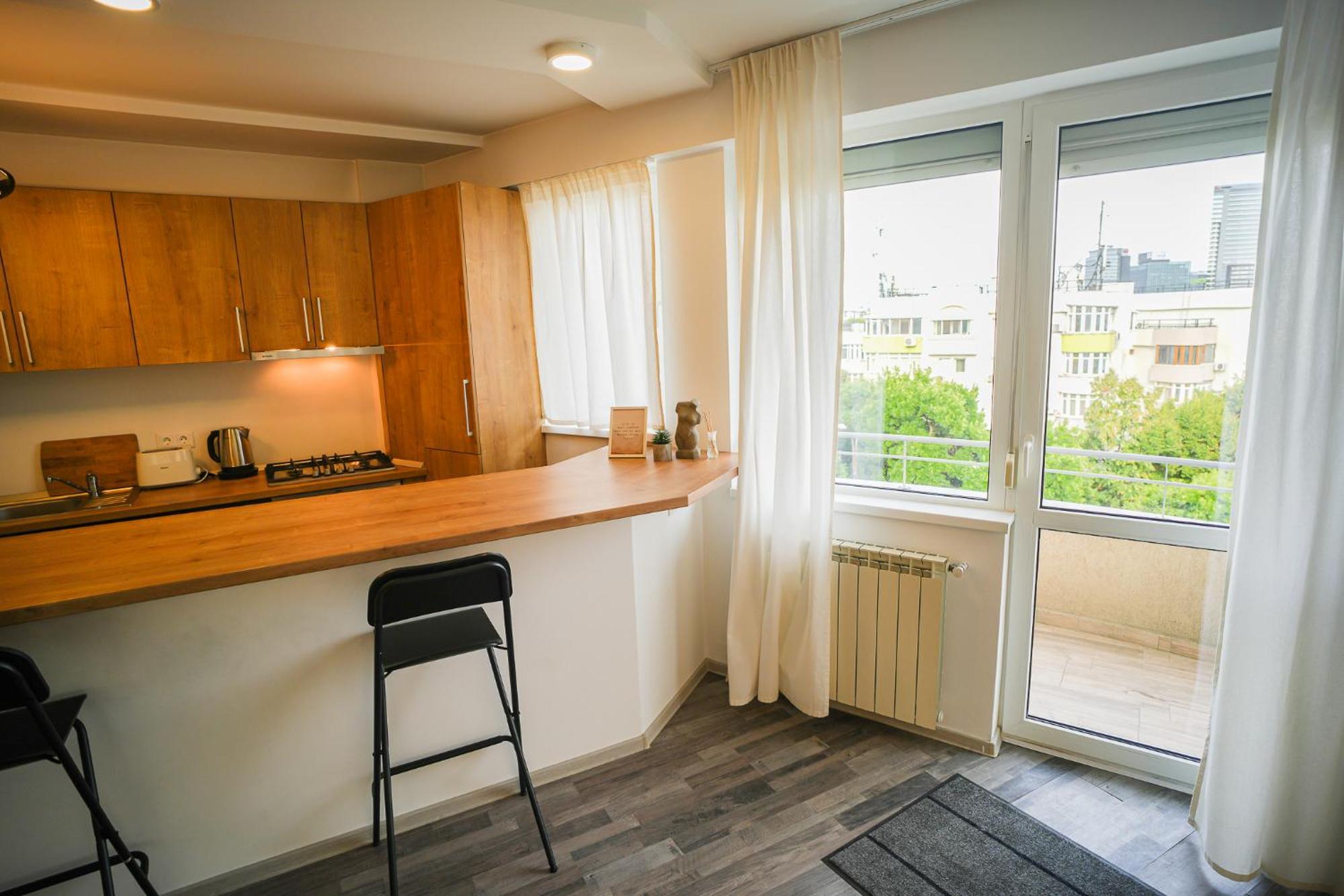 Penthouse With Huge Rooftop Terrace & City View Bukares Bagian luar foto